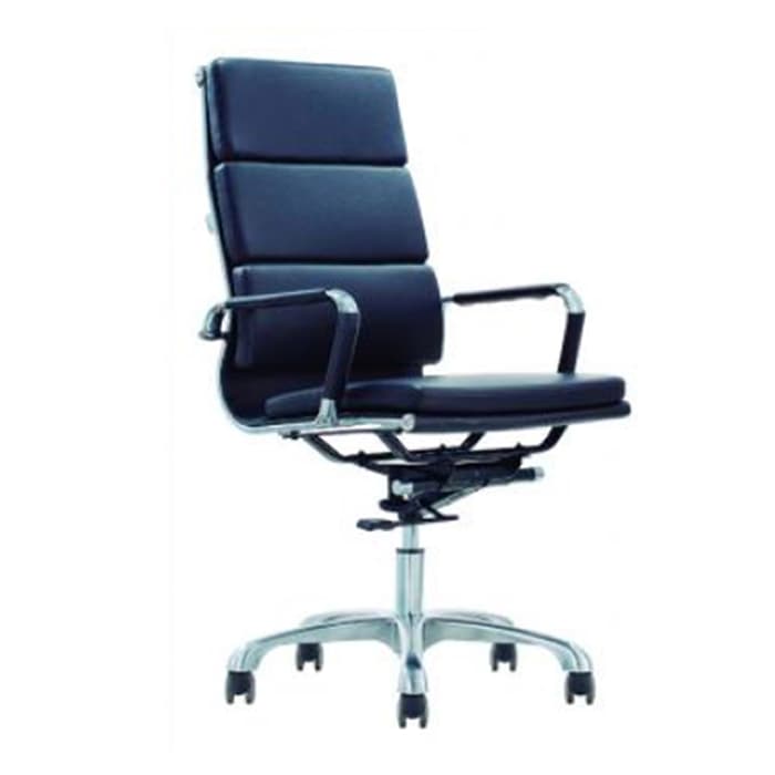 sillon_ejecutivo_vinil_negro_base_aluminio